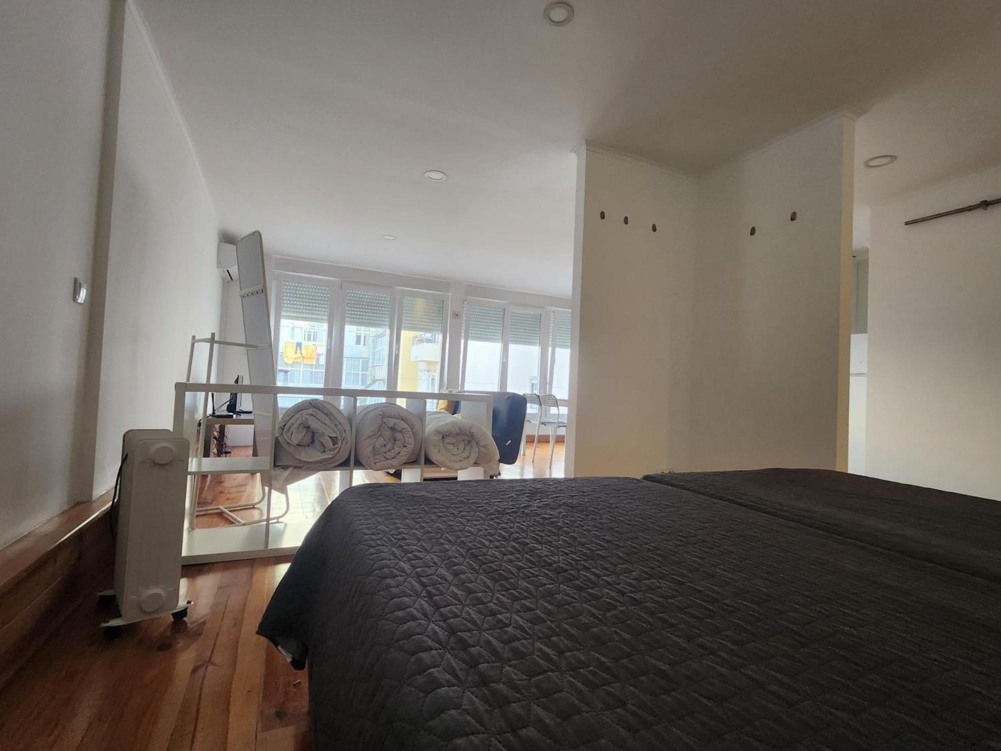 Daora Lisbon Low Cost Hostel Экстерьер фото